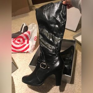 Women Avenue black high heel tall boot size 12W